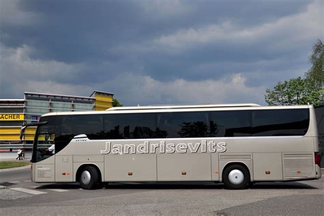 Setra 415 GT HD von Jandrisevits Österreich im Mai 2014 in Krems