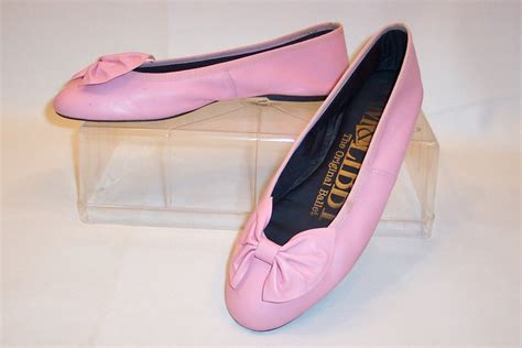 Vintage 80s Sam And Libby Ballet Flats Pink By Thevintagebungalow