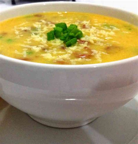 Sopa de Mandioca Calabresa Receita Fácil e Saborosa