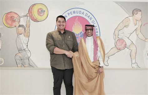 Perwakilan Kerajaan Arab Saudi Minta Dukungan Resmi Agar Bisa Jadi Tuan