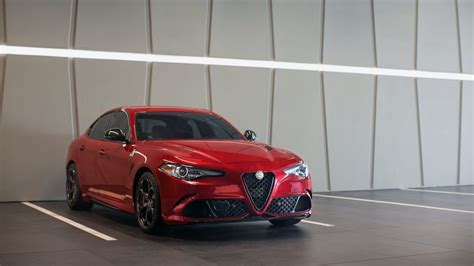 Alfa Romeo Giulia Adds Equipment In Australia Discoverauto