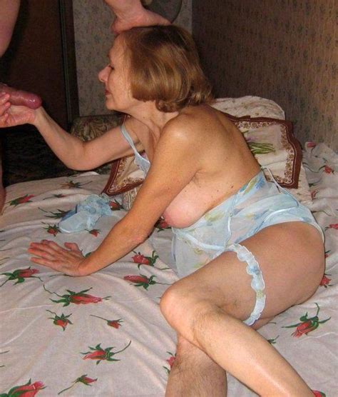 Homemade Grannies Posing Nude Granny Pussy