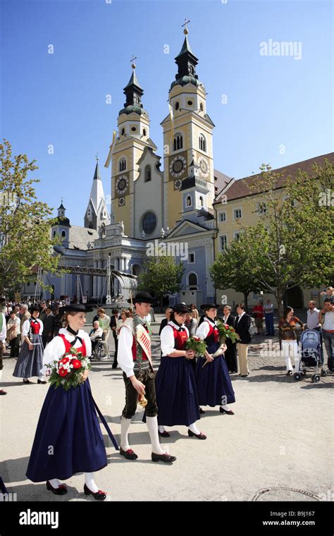 Italy South Tyrol Brixen Procession Participants Traditional Costum