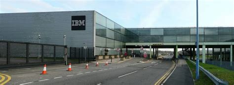 Ibm Greenford Foster And Partners London United Kingdom Mimoa