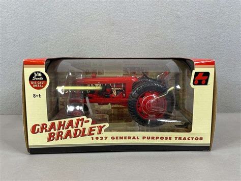 Graham Bradley 1937 General Purpose Tractor 116 Scale Die Cast