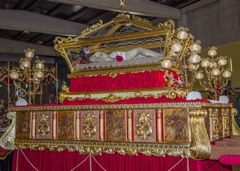 Nuestros Pasos Hermandad Del Santo Sepulcro