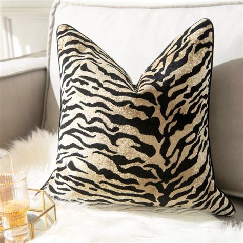 Velvet Zebra Pillow cover | Decoração