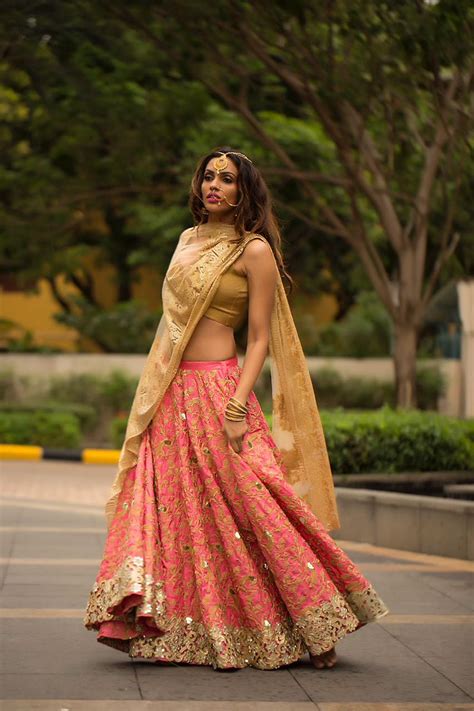 DESI ACTRESS PICTURES Actress Akshara Gowda Latest Hot Photoshoot Desipixer