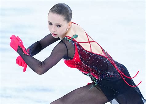 ワリエワ3位 Sp首位も転倒で後退 昨年の北京冬季五輪でドーピング問題発覚― スポニチ Sponichi Annex スポーツ