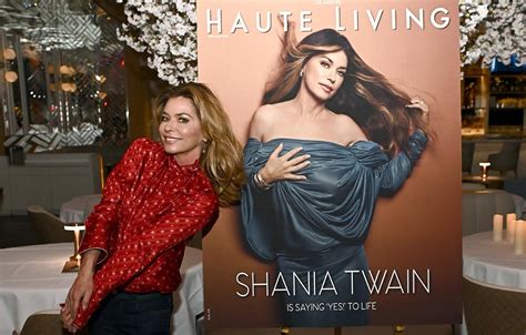 Hot Photos See What Your Fave Celebs Are Up To This Season