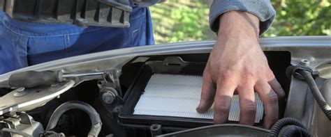 how to change a air filter in car