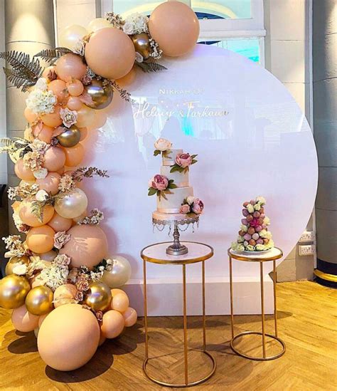 20 hermosas ideas de decoración con flores y globos Dale Detalles