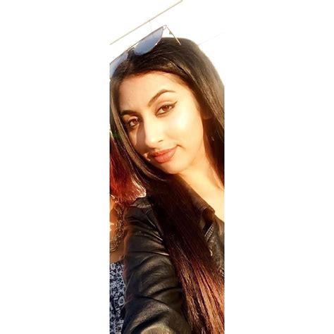 23 Y British Paki Kashmir Sexy Photo 1 76