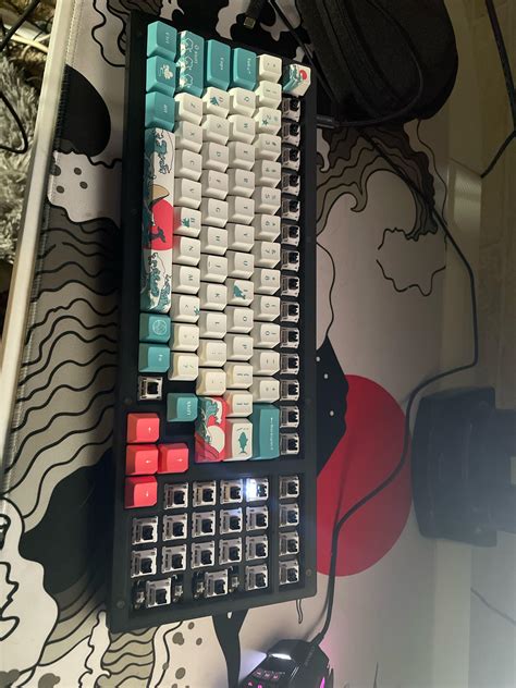 I NEED KEYCAPS ansi 1.5u i like the cute little graphics but this is ...