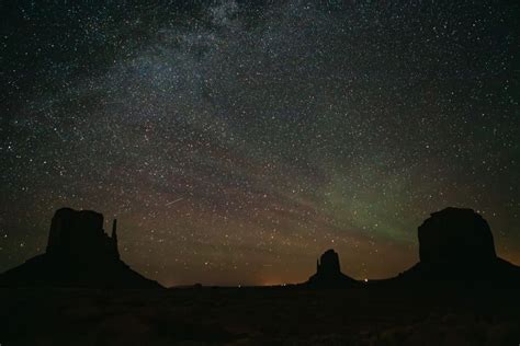 Monument Valley: Stargazing Tour | GetYourGuide