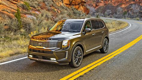 First Drive Review: The 2020 Kia Telluride Is Classy and Comfortable ...