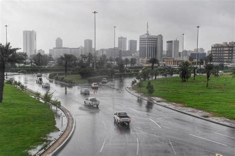 Saudi Weather Forecast Rain And Thunderstorms Warning In Kingdom