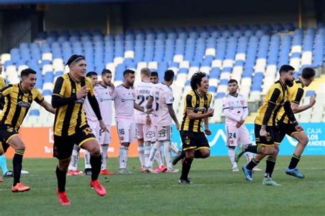 Otro Golpe En Copa Chile La U Cayó Eliminada Ante Fernández Vial