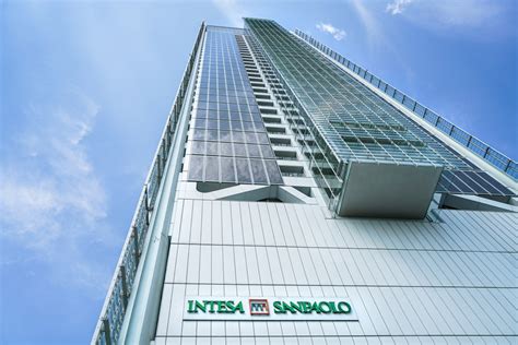 Intesa Sanpaolo Piano Da 120 Miliardi Fino Al 2026 Per Sostegno Pmi Business24tvit