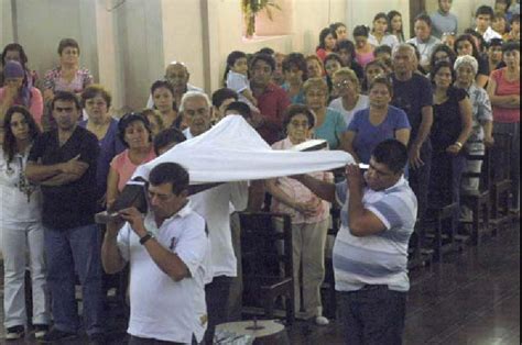 Los Fieles Loretanos Viven A Pleno El Tiempo Pascual Con Celebraciones