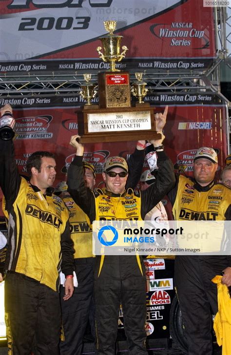 Matt Kenseth Usa Dewalt Ford Taurus With The Winston Cup Nascar