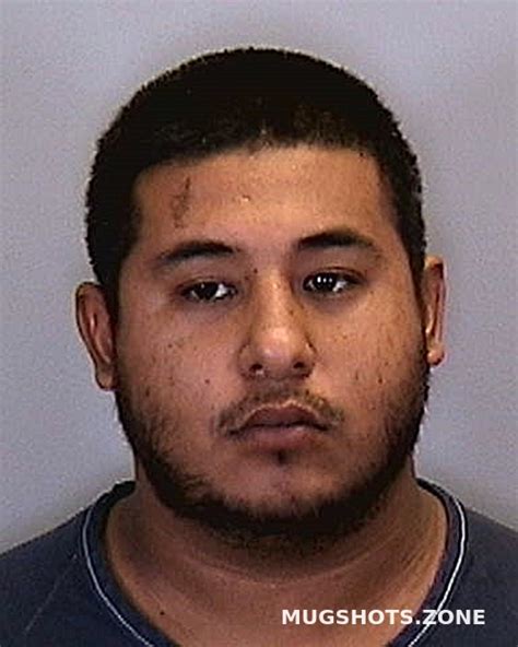 LARA ALBERTO 04 05 2023 Manatee County Mugshots Zone