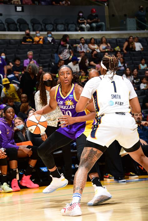 Sparks Beat Fever 86 79 Snap 3 Game Losing Streak Los Angeles Sentinel