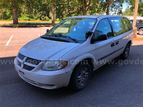 2006 Dodge Grand Caravan W Stow N Go Seating Set Up As A Cargo Van W