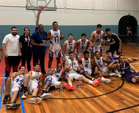 Basquete H Pica Campe Invicta Do Campeonato Da Liga Metropolitana