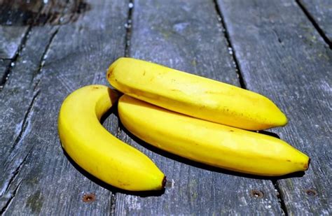 3 Astuces Pour Conserver Des Bananes Beaucoup Plus Longtemps Zbayl