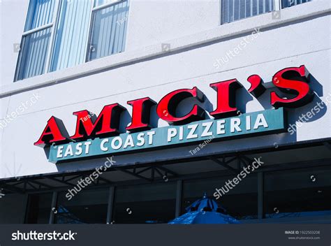 29 Pizza Castro Images, Stock Photos & Vectors | Shutterstock