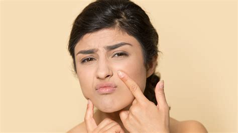From Acne to Anti-Aging: How Retinol Serum Transforms Your Skin – World