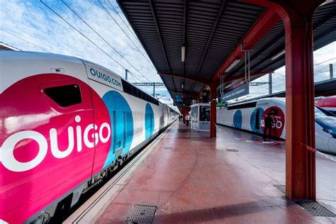 Ouigo Lanza Miles De Billetes A Para Viajar Entre Madrid Y Barcelona