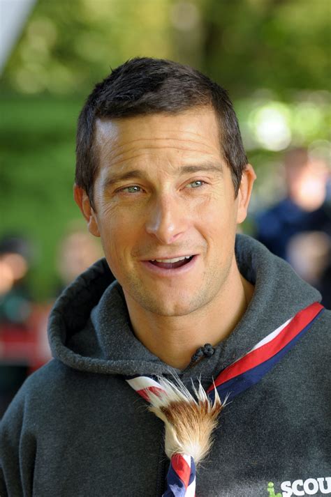 Bear Grylls: Das Vermögen des verrückten Abenteurers 2025