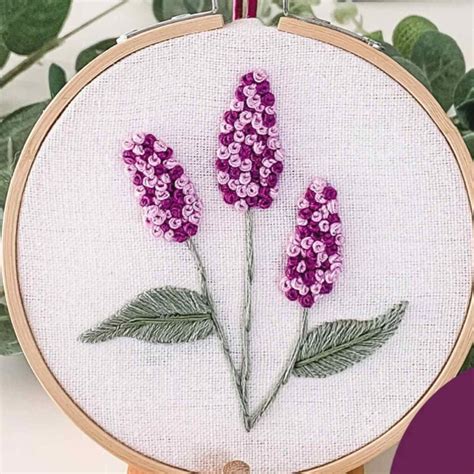 27 Lilac Embroidery Flower Design Ideas