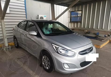 Hyundai Accent 1 4L GL Usado 2017 Color Plata Precio 7 000 000