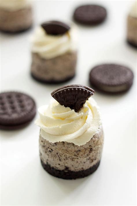 Cookies N Cream Mini Cheesecakes Recipe — Dishmaps