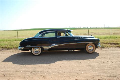 1950 Buick Roadmaster Base Sedan 4 Door 52l