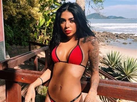 Dhi Barbosa Irm De Gabigol Exibe Corp O Em Fotos Sensuais