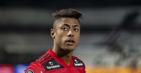 Bruno Henrique Publica Mensagem Ap S Virar Desfalque No Flamengo