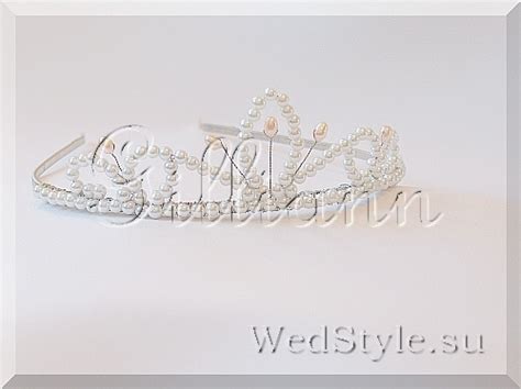 Когда все должно быть идеально: украшения для свадебной прически