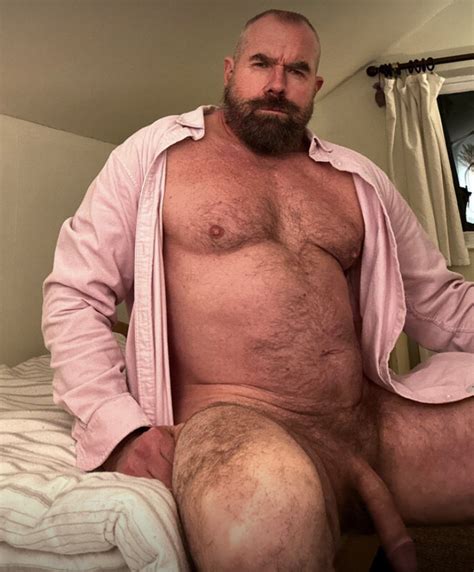 Bearded Hung Cock Gay Onlyfans Musclebear Daddy R HairybearMuscleDaddy