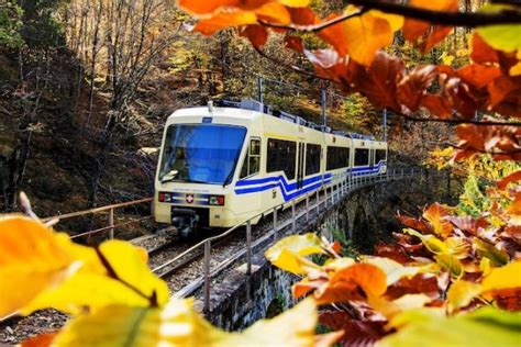 Il Treno Del Foliage A Un Ora Da Milano Uno Dei Percorsi Pi