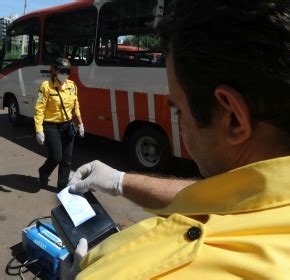 Senado criminaliza uso indevido do dinheiro das multas de trânsito