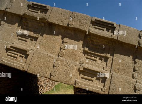 Les St Les Qui S Tait Rompu Et Tomb Axoum Axoum Ou En Ethiopie