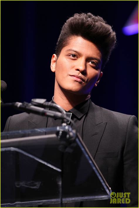 Bruno Mars: Super Bowl 2014 Press Conference! (Full Video): Photo 3044372 | Bruno Mars Pictures ...