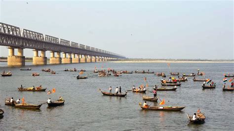 groundwater  gangas lifeline  summer  glacial melt iit study
