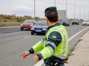 La DGT obligará a usar casco y tener como mínimo 16 años para ir en