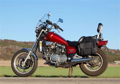 1987 Honda Magna Review