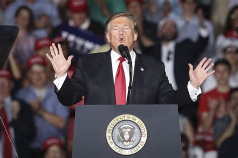 Video: Donald Trump Rally Crowd in Pennsylvania Boos Fox News—'What's